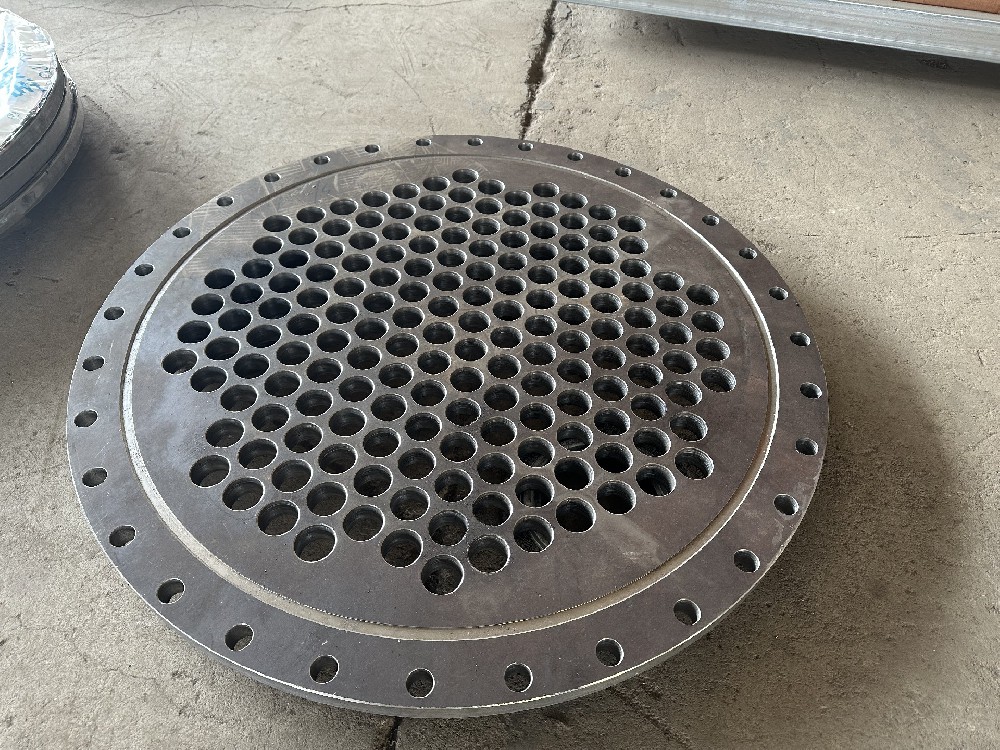 鈦鋼復(fù)合管板 鈦鋼復(fù)合管板